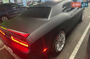 Купе Dodge Challenger 2016 в Киеве