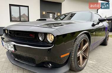 Купе Dodge Challenger 2020 в Львове