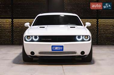 Купе Dodge Challenger 2013 в Луцке