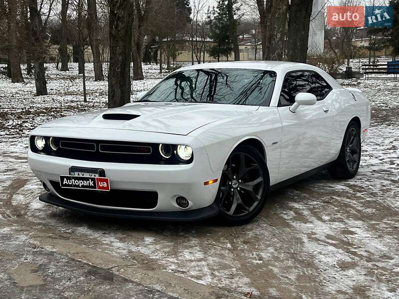 Купе Dodge Challenger 2019 в Киеве