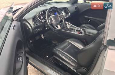 Купе Dodge Challenger 2017 в 