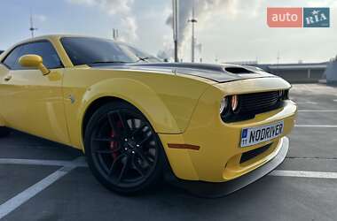 Купе Dodge Challenger 2017 в Києві