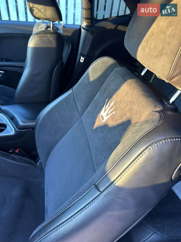 Купе Dodge Challenger 2021 в Киеве фото 12 Купе Dodge Challenger 2021 в Киеве