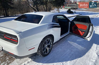 Купе Dodge Challenger 2015 в 
