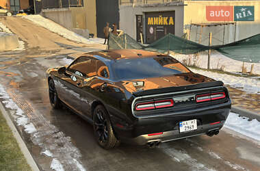 Купе Dodge Challenger 2016 в Киеве