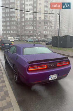 Купе Dodge Challenger 2022 в 