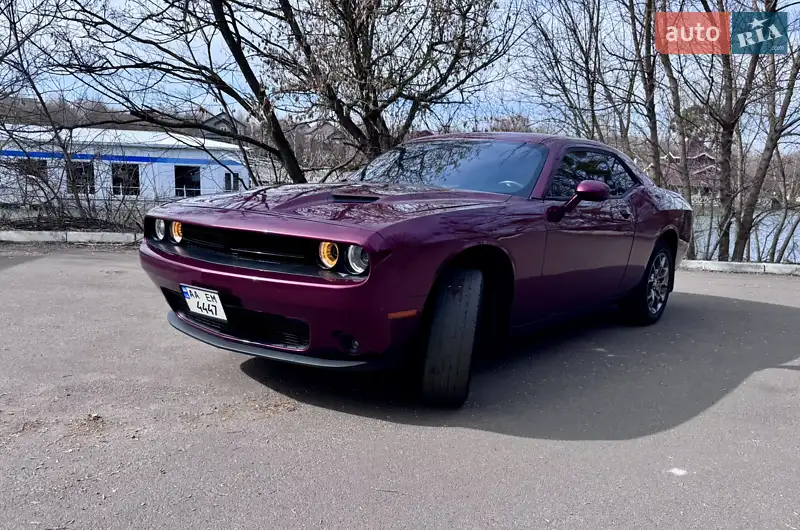 Dodge Challenger