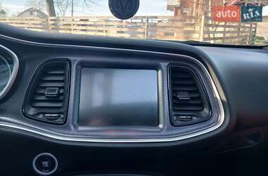 Купе Dodge Challenger 2015 в 