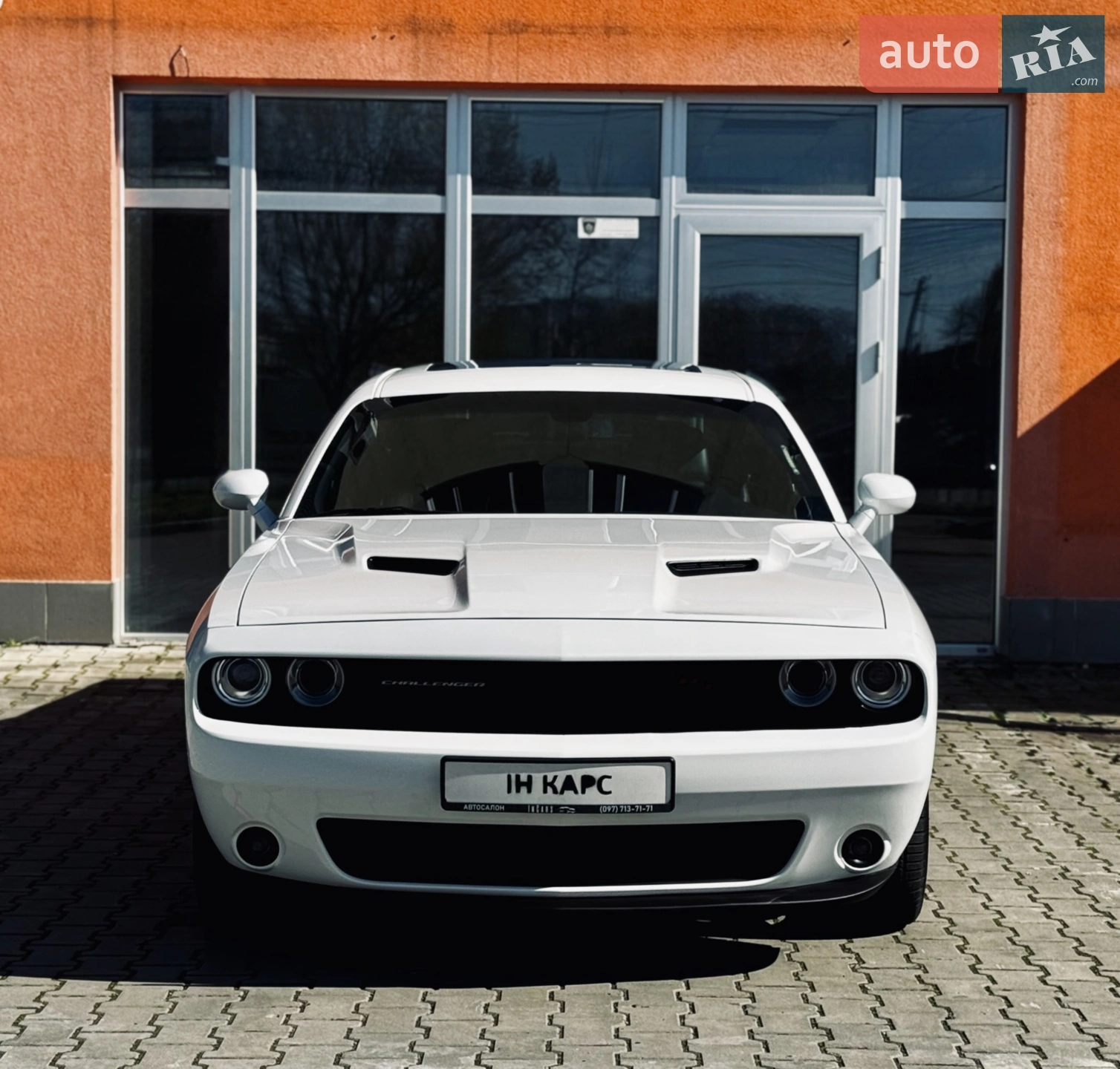 2018 Dodge Challenger - мініатюра 2