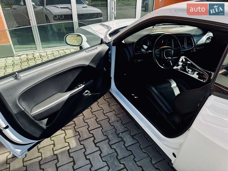 Купе Dodge Challenger 2018 в Одессе фото 20 Купе Dodge Challenger 2018 в Одессе