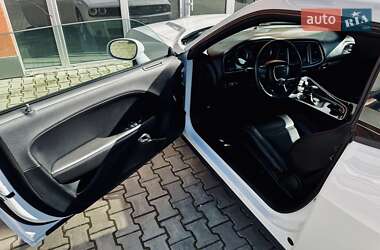 Купе Dodge Challenger 2018 в 