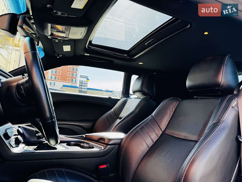 Купе Dodge Challenger 2018 в Одессе фото 23 Купе Dodge Challenger 2018 в Одессе