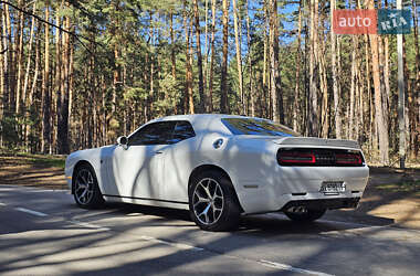 Купе Dodge Challenger 2018 в 