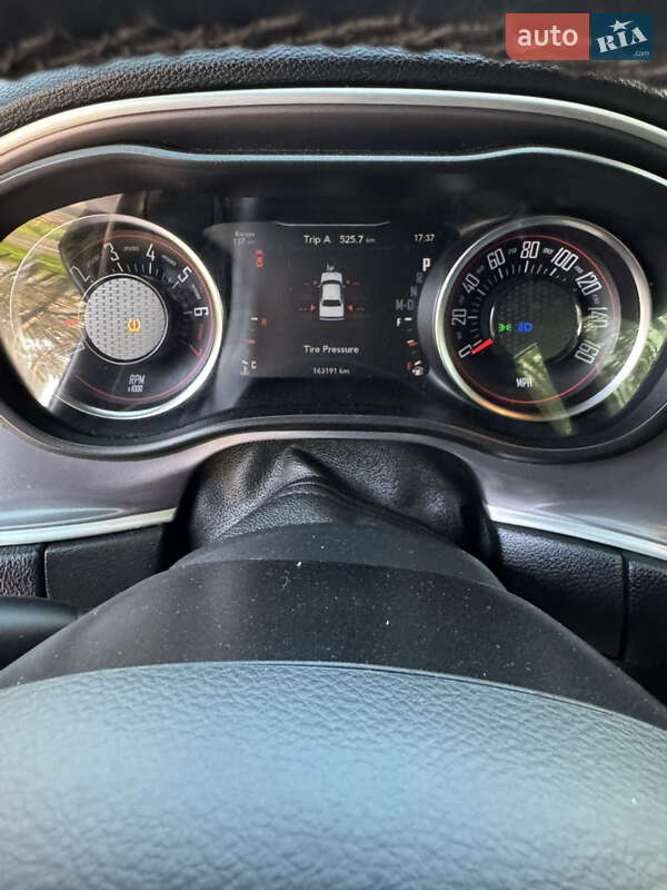 Купе Dodge Challenger 2018 в Кременчуге