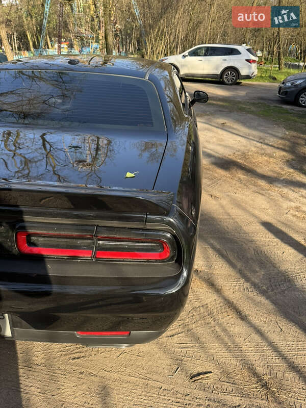 Купе Dodge Challenger 2018 в Кременчуге