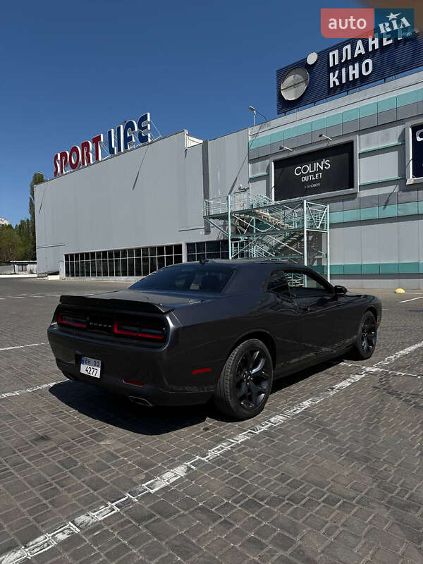 Купе Dodge Challenger 2017 в Одессе