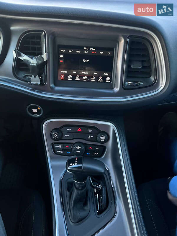 Купе Dodge Challenger 2020 в Фастове