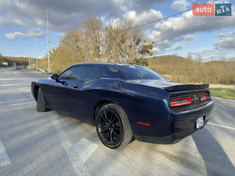 Купе Dodge Challenger 2016 в Каменец-Подольском