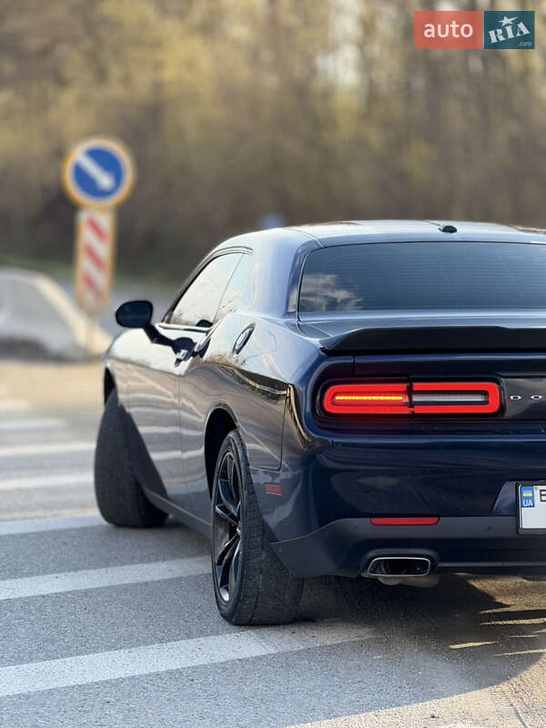 Купе Dodge Challenger 2016 в Каменец-Подольском