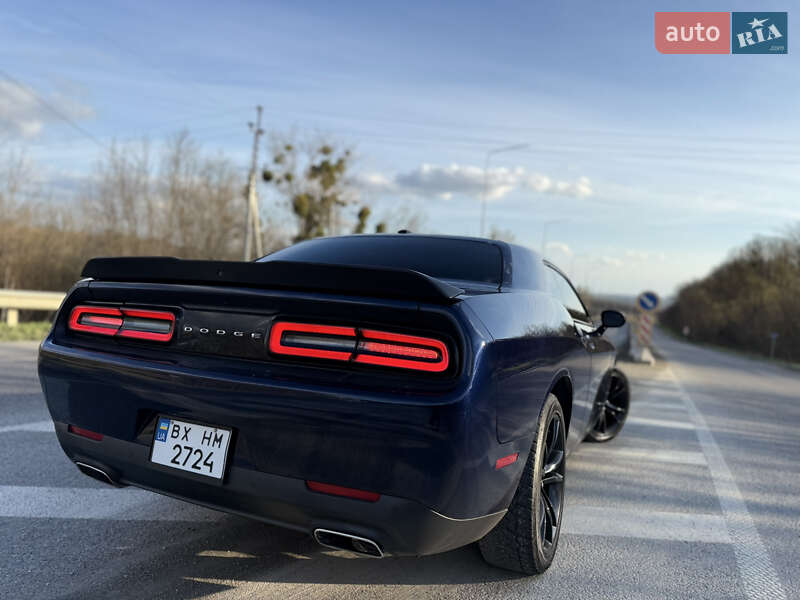 Купе Dodge Challenger 2016 в Каменец-Подольском