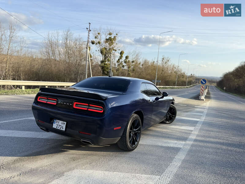 Купе Dodge Challenger 2016 в Каменец-Подольском фото 25 Купе Dodge Challenger 2016 в Каменец-Подольском