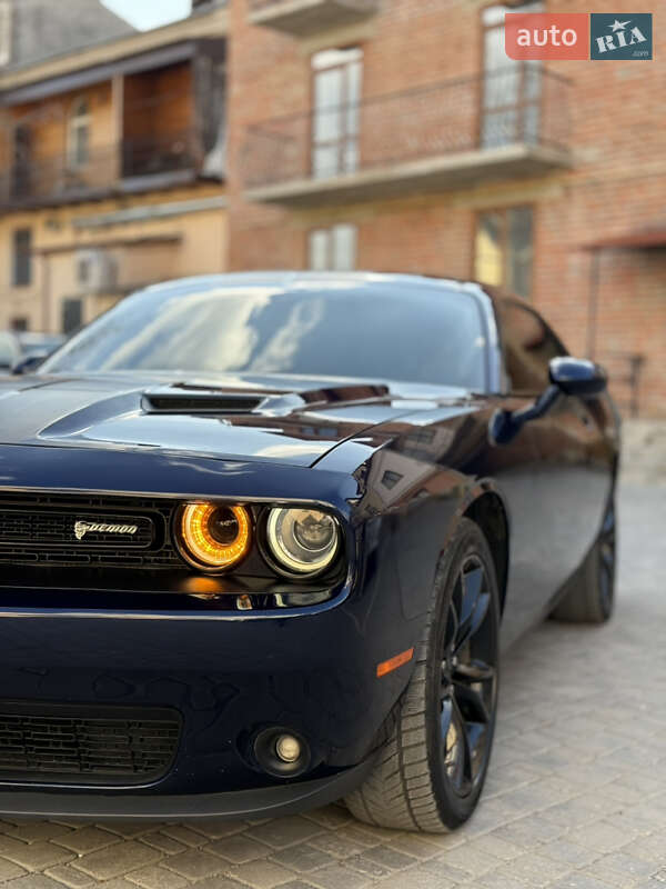 Купе Dodge Challenger 2016 в Каменец-Подольском