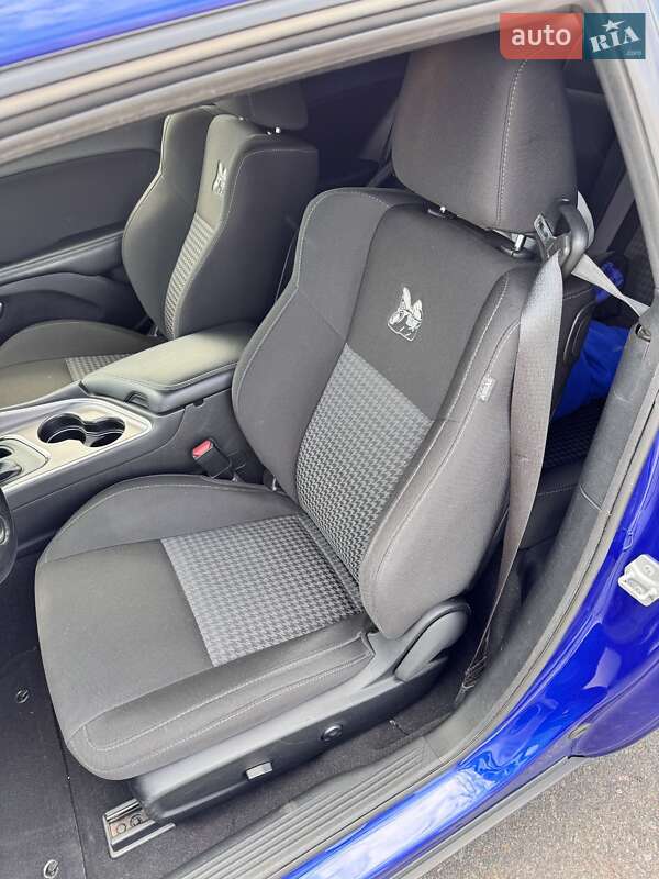 Купе Dodge Challenger 2020 в Киеве