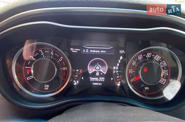 Купе Dodge Challenger 2017 в 