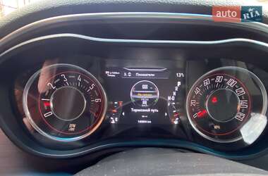 Купе Dodge Challenger 2017 в 
