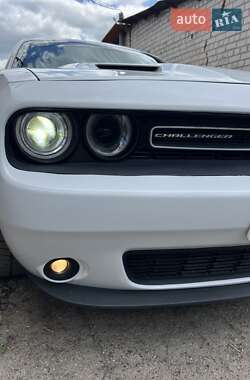 Купе Dodge Challenger 2016 в 