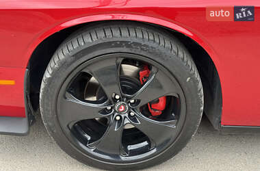 Купе Dodge Challenger 2011 в 