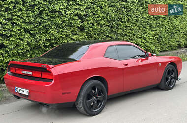 Купе Dodge Challenger 2011 в 
