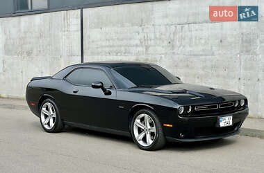 Купе Dodge Challenger 2016 в 