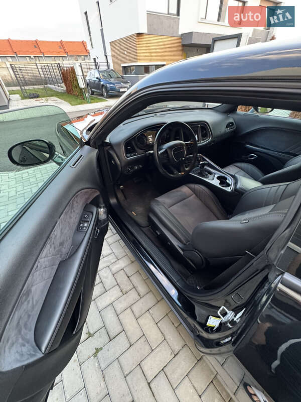 Купе Dodge Challenger 2018 в Одессе