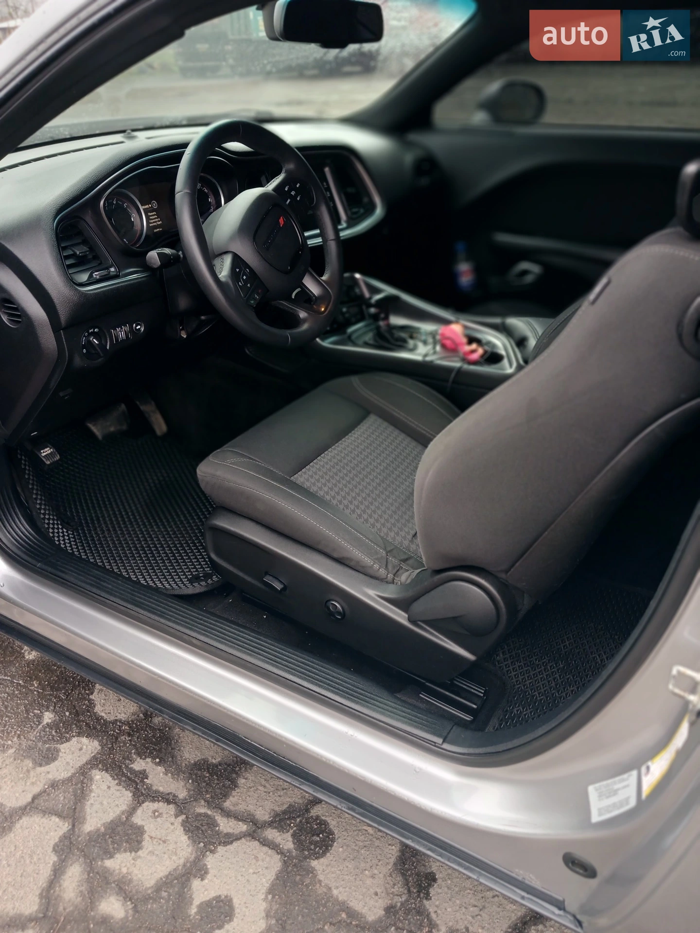 2016 Dodge Challenger - мініатюра 21