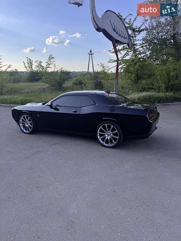 Купе Dodge Challenger 2015 в Одесі