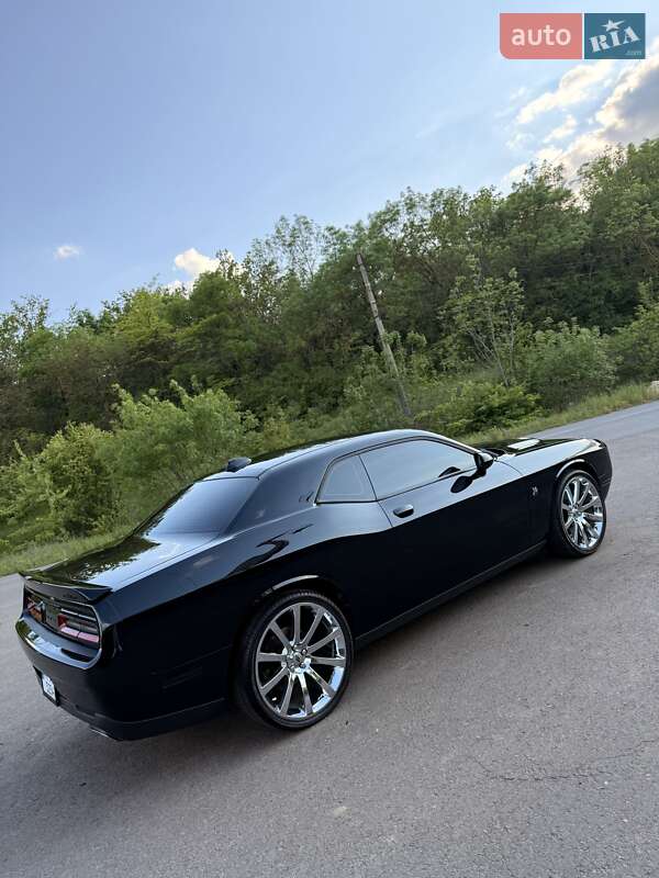 Купе Dodge Challenger 2015 в Одесі