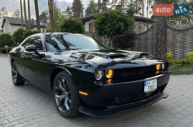 Купе Dodge Challenger 2018 в 