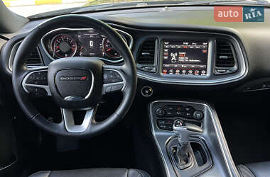 Купе Dodge Challenger 2018 в 