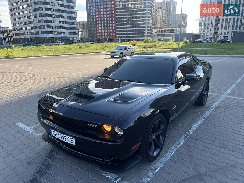 Купе Dodge Challenger 2015 в Киеве