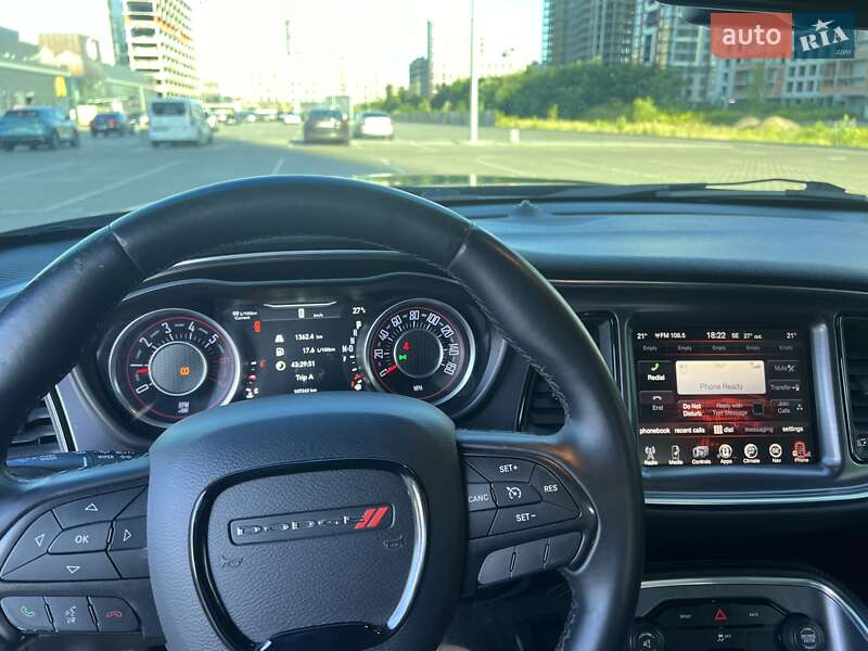 Купе Dodge Challenger 2015 в Киеве