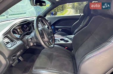Купе Dodge Challenger 2019 в 