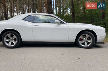 Купе Dodge Challenger 2018 в 