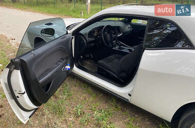 Купе Dodge Challenger 2018 в 