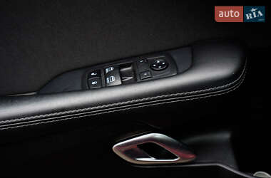 Купе Dodge Challenger 2019 в 