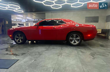 Купе Dodge Challenger 2015 в 