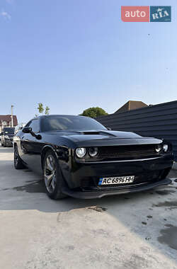 Купе Dodge Challenger 2015 в Луцьку