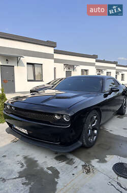Купе Dodge Challenger 2015 в Луцьку