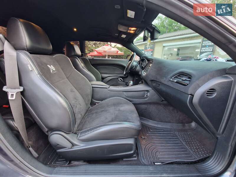 Купе Dodge Challenger 2017 в Днепре