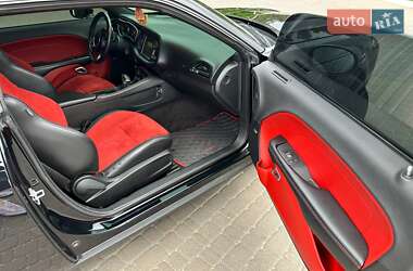 Купе Dodge Challenger 2016 в Киеве фото 9 Купе Dodge Challenger 2016 в Киеве